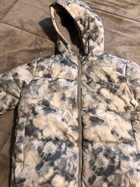 Old Navy Kids Hooded Puffer Jacket - Blue and Gray Tie-Dye nwt